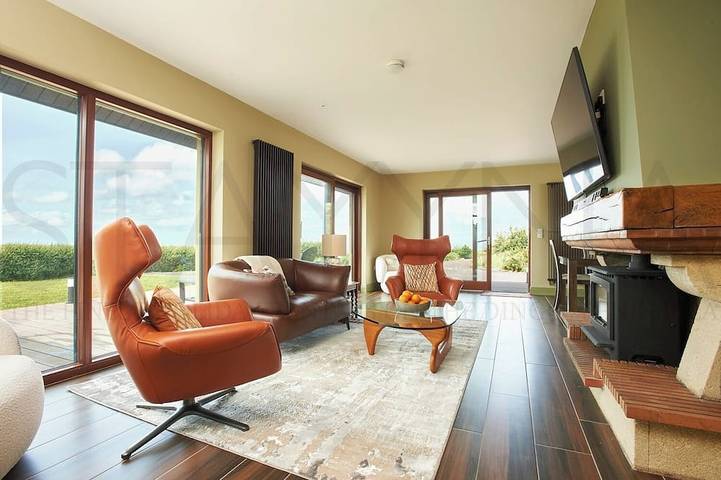 Ferienhaus für 8 Personen, mit Garten und Sauna