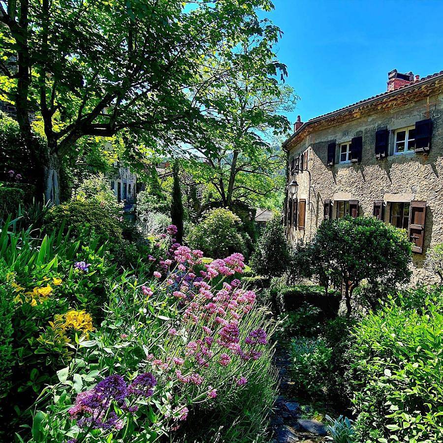 La Grande Maison á Chanteuges in Chanteuges, Haute-Loire