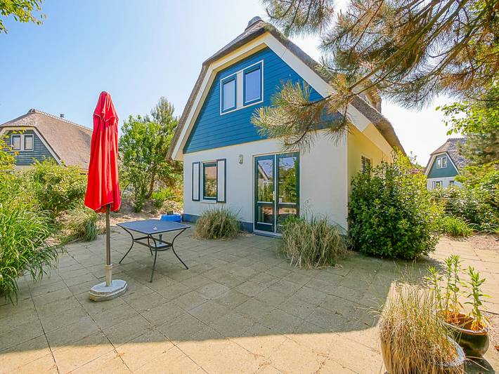 Ferienhaus für 6 Personen, mit Terrasse und Garten in Julianadorp