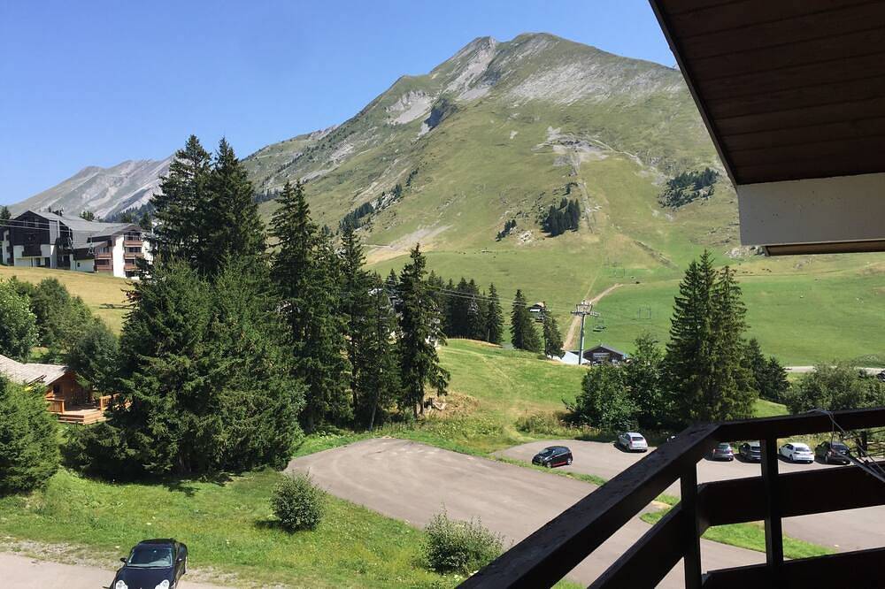 Ganze Wohnung, Apartment with view of Etale Manigod resort in Manigod, Annecy und Umgebung