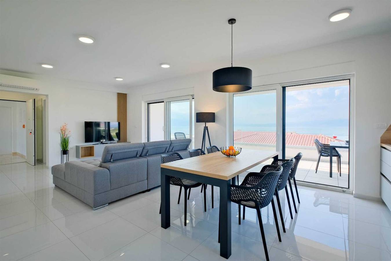 Ganze Wohnung, Sunset Royal Apartment Ii. mit wunderschönem Meerblick in Zidarici, Krk