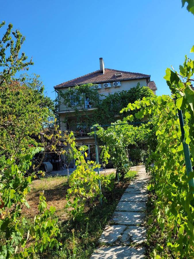 Appartement de vacances pour 4 personnes, avec jardin, animaux acceptés