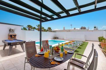 Holiday Home for 4 People in Playa Matagorda, Tías, Photo 3