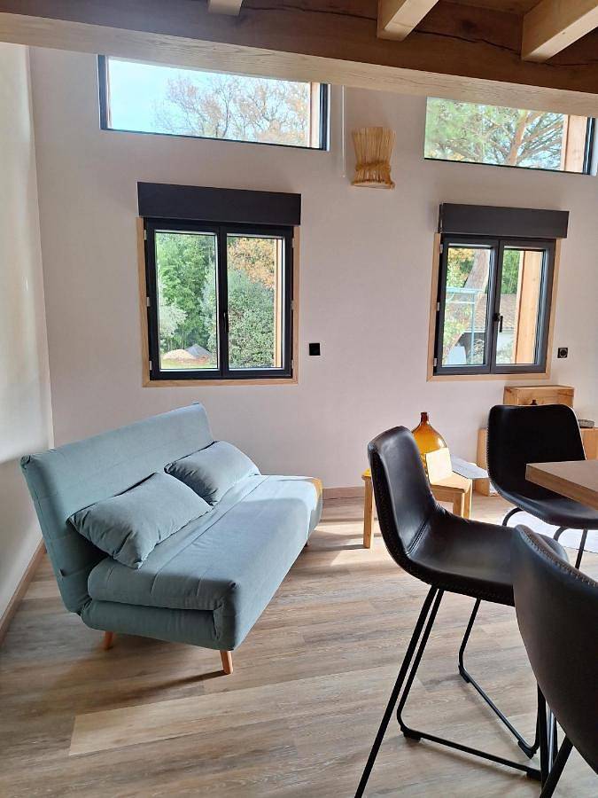 Location de vacances pour 4 personnes, avec piscine ainsi que jardin et vue à Coutras - 4