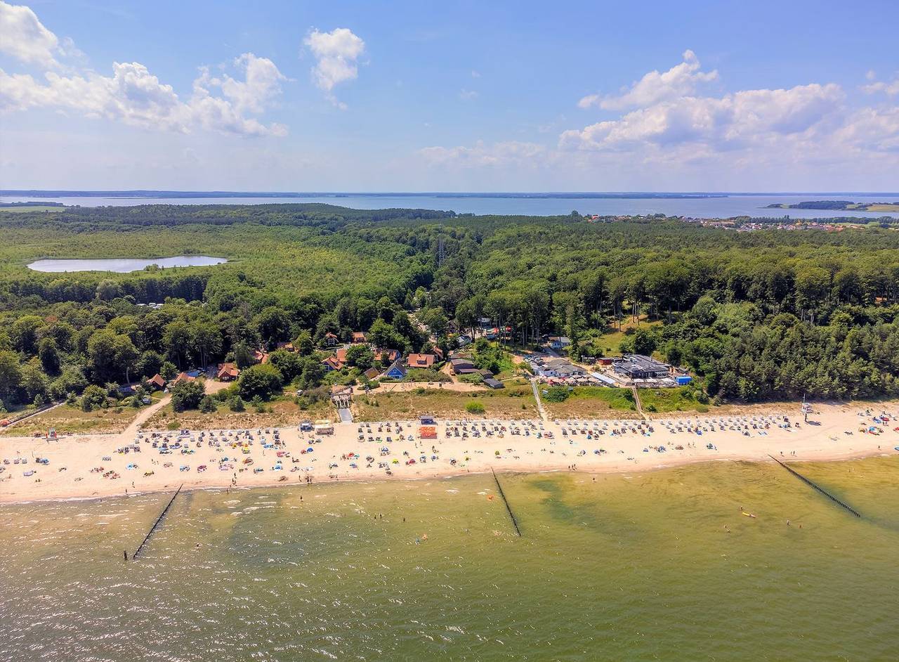 Entire apartment, Ferienwohnung direkt am Strand im Ostseebad Ückeritz auf der Insel Usedom. in Ückeritz, Bernsteinbäder