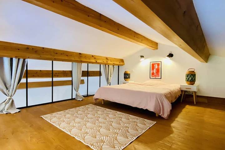 Gîte pour 4 personnes, avec piscine et jardin à Ceilhes-et-Rocozels - 2