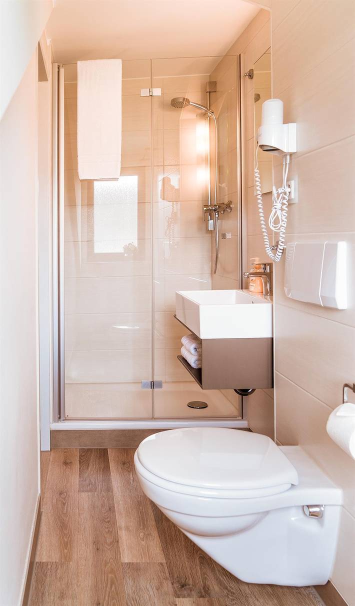 Doppelzimmer, Dusche, Wc in Altenberg, Osterzgebirge