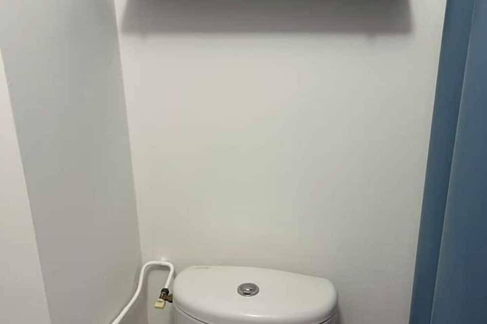 Entire apartment, Appartement : Le Petit Aubray in Châteauroux, Châteauroux region