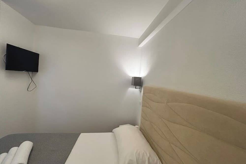 Appartamento intero, Libeccio Apartment – Eleganza e Relax a 300 metri dal Mare in Santa Margherita di Pula, Pula e dintorni