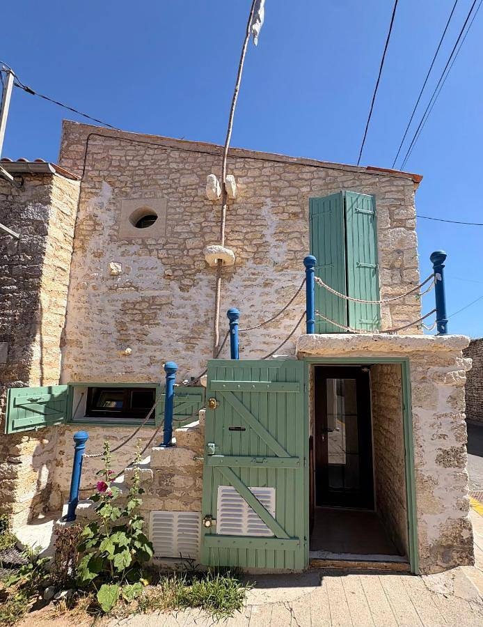 Location de vacances pour 4 personnes dans Port de la Cotinière