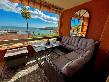 Gîte pour 4 personnes, avec balcon ainsi que vue et piscine dans Port de la Figueirette