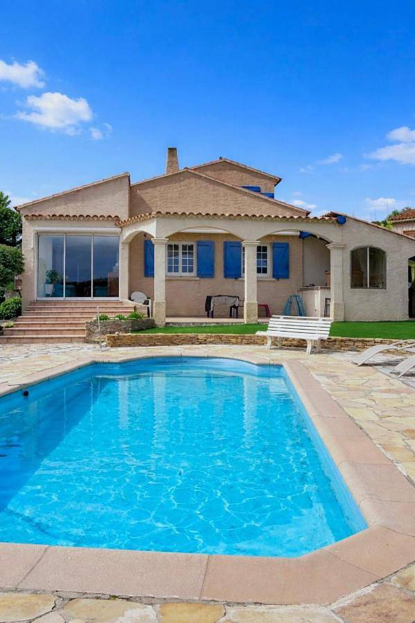 Villa for 2 people, with view and pool as well as garden - 1