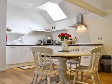 Gîte pour 4 Personnes dans Cotswolds, Angleterre du Sud-Ouest, Photo 4