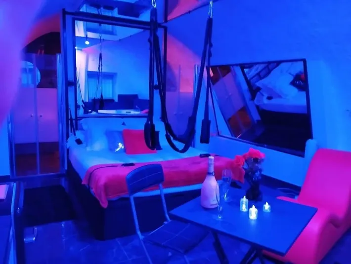 Hotel para 2 personas, con jacuzzi - 1