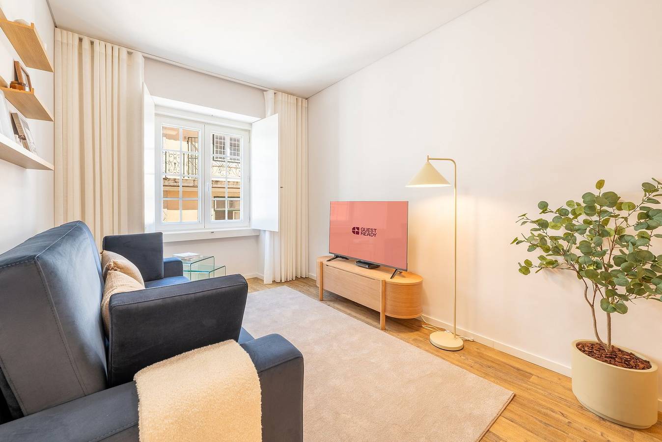 Holiday apartment in Lisbon from £207 per night