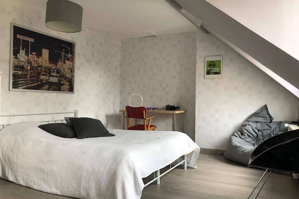 Cosy town house in the heart of the Normandy bocage in Lisieux, Lisieux region