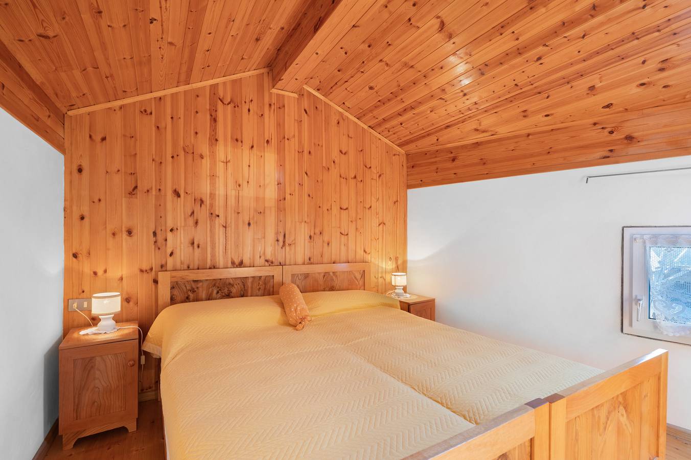 Casa vacanze 'Casa della Rosina' con vista sulle montagne in Bresimo, Gruppo Ortles-Cevedale