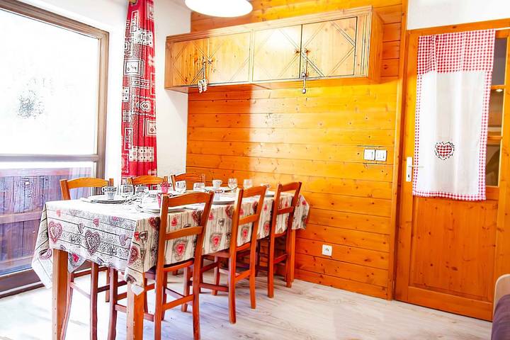 Gîte pour 6 personnes, avec balcon et balcon/terrasse à Villarodin-Bourget - 2