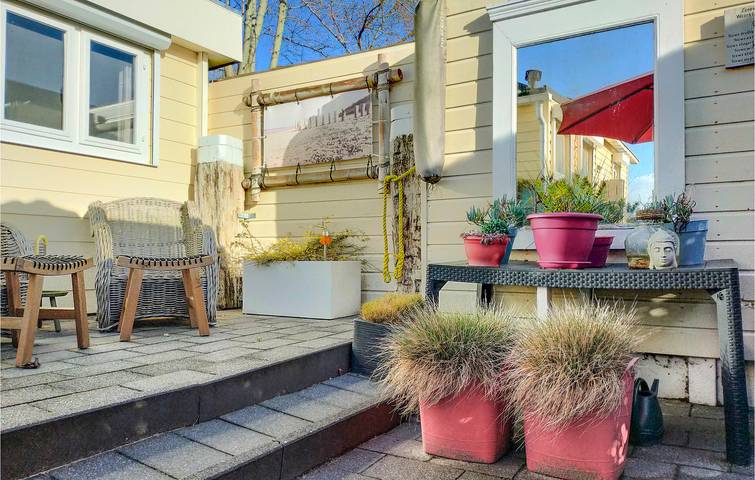 Strandhaus für 2 Personen, mit Terrasse und Garten in Zeeland - 2