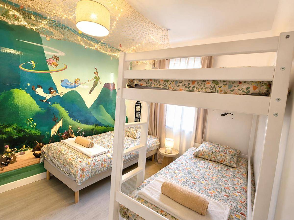 Appartement entier, Cocon magique - 10min Disneyland parking privé idéal famille in Coupvray, Seine-et-Marne