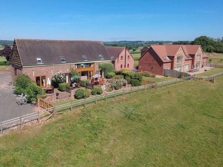 Holiday rental for 3 people, with Terrace and Garden as well as Lake view and View in Shropshire