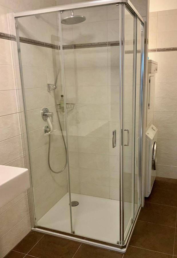 Gîte pour 4 personnes, avec vue ainsi que jardin et vue sur le lac dans Chardonne - 3