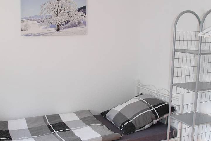 Gîte pour 8 personnes, avec jardin dans Langgons - 4