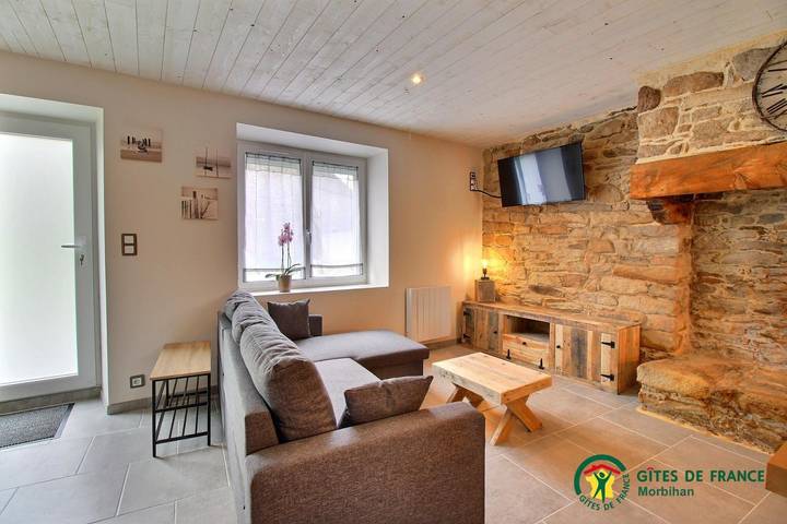 Gîte pour 4 personnes, avec Terrasse et Jardin à Péaule - 2