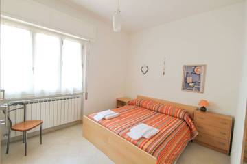 Villa per 7 Persone in Marina di Pietrasanta, Pietrasanta, Foto 3