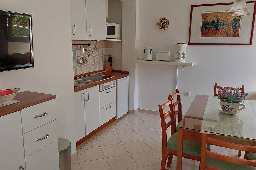 Entire apartment, Familienfreundlich, Ortszentrum, Zentralstrand in Podgora, Makarska Riviera