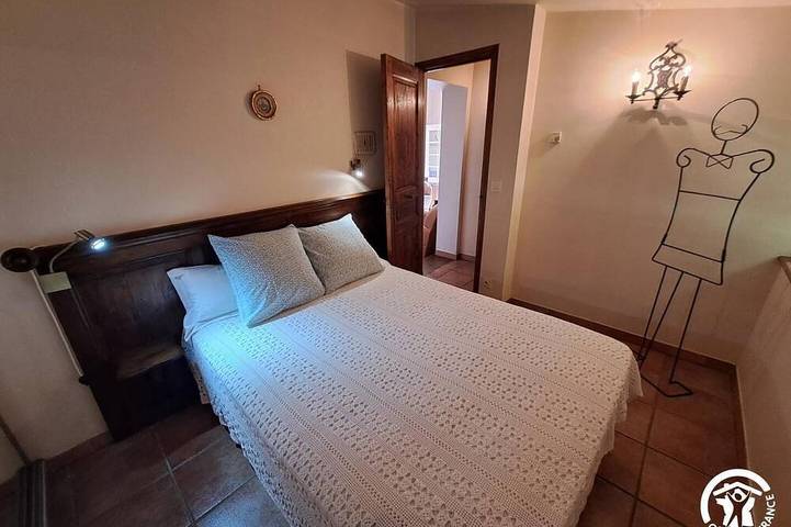 Location de vacances pour 4 personnes, avec jardin et piscine à Giroussens - 4