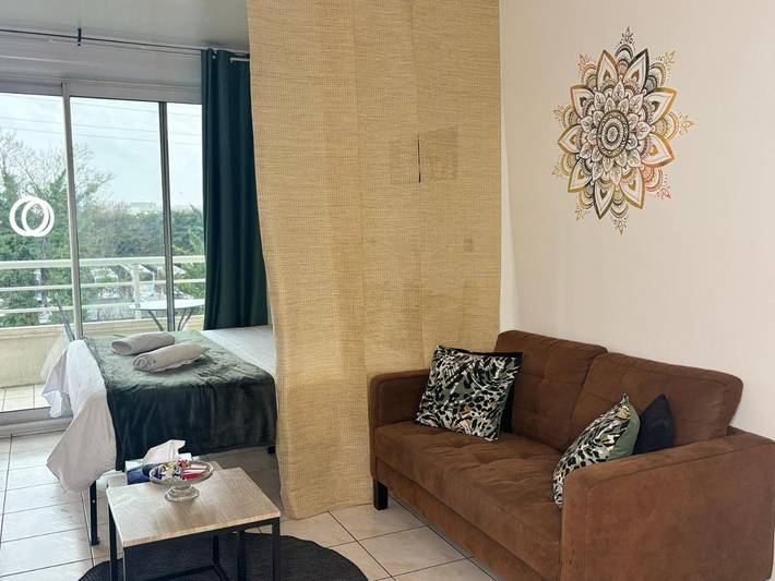 Gîte pour 2 personnes, avec terrasse à Chelles - 2