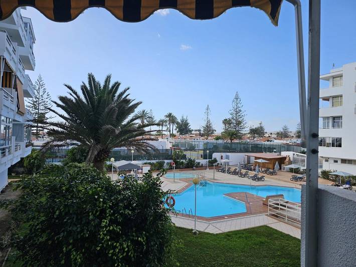 Ferienwohnung für 4 Personen, mit Balkon und Kinderpool sowie Garten - 1