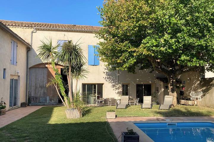 Villa pour 10 personnes, avec Terrasse et Jardin