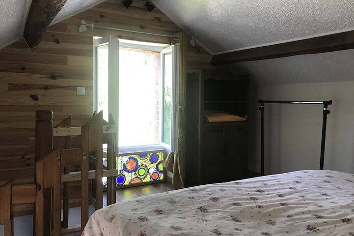 Location de vacances pour 2 personnes, avec terrasse à Teilhet - 3