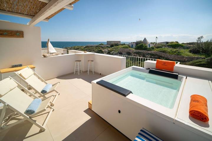 Maison d’hôte pour 3 personnes, avec Balcon/Terrasse et Piscine à Polignano a Mare