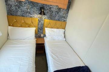 Static Caravan for 6 People in Ingoldmells, Lincolnshire, Photo 1