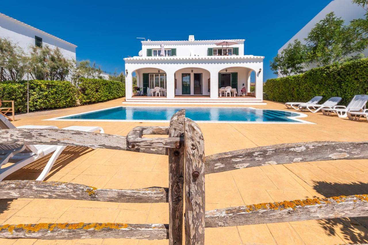 Can Digus - Mediterranean Apartments - Fornells in Fornells, Es Mercadal