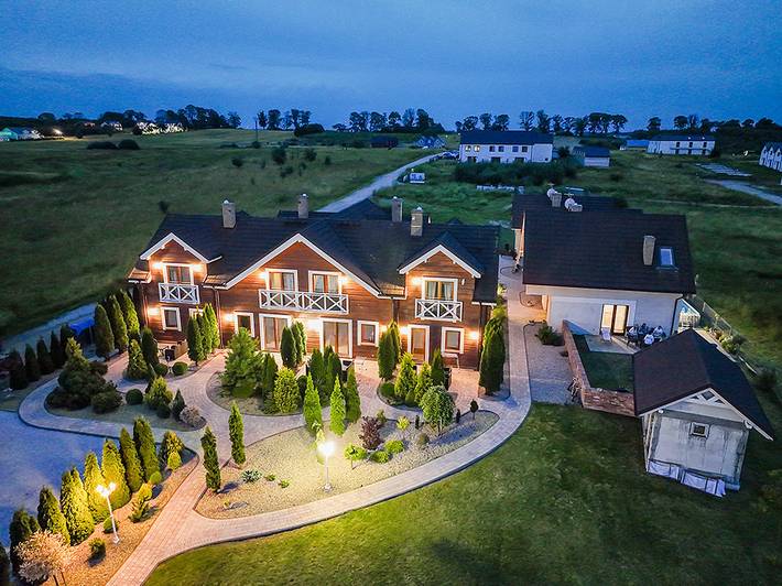 Ferienhaus für 6 Personen, mit Terrasse und Garten in Sarbinowo