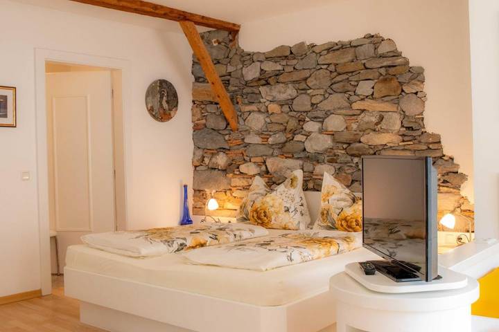Gîte pour 2 personnes, avec Terrasse et Jardin à Laas (Italie)