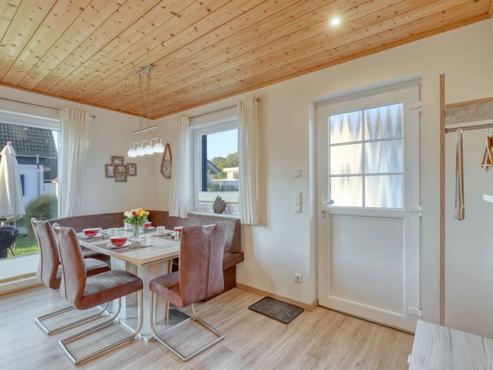 Ferienhaus für 4 Personen, mit Terrasse und Garten in Altefähr - 4