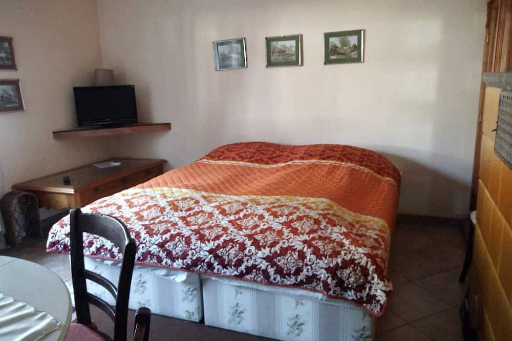 Ganze Wohnung, Gemütliche Fewo für bis zu 5 Personen, Küche, Bad, Wald, Terrassen in Briesensee, Neu Zauche