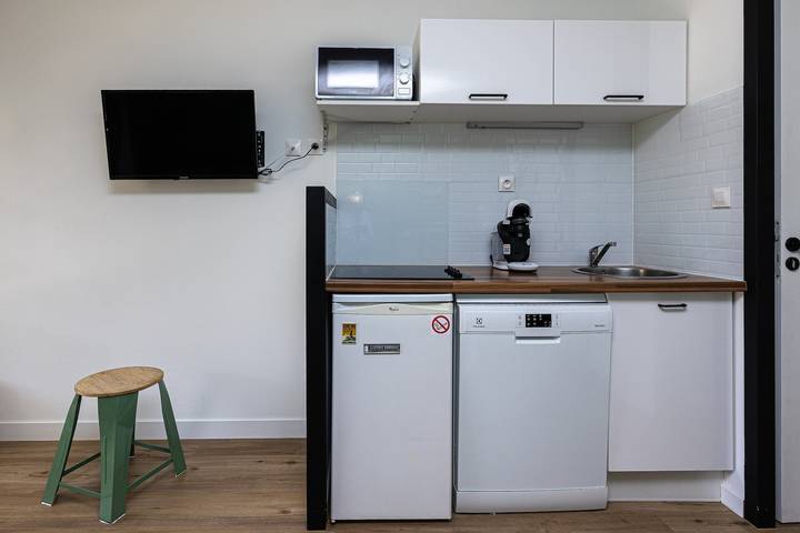 Appartement entier, Studio "Olivia" avec piscine partagée, terrasse privée et Wi-Fi in Moliets-Plage, Moliets-et-Maa
