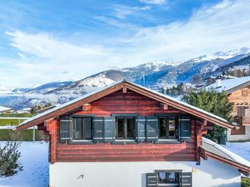 Ferienhaus für 6 Personen, mit Balkon und Garten in Nendaz