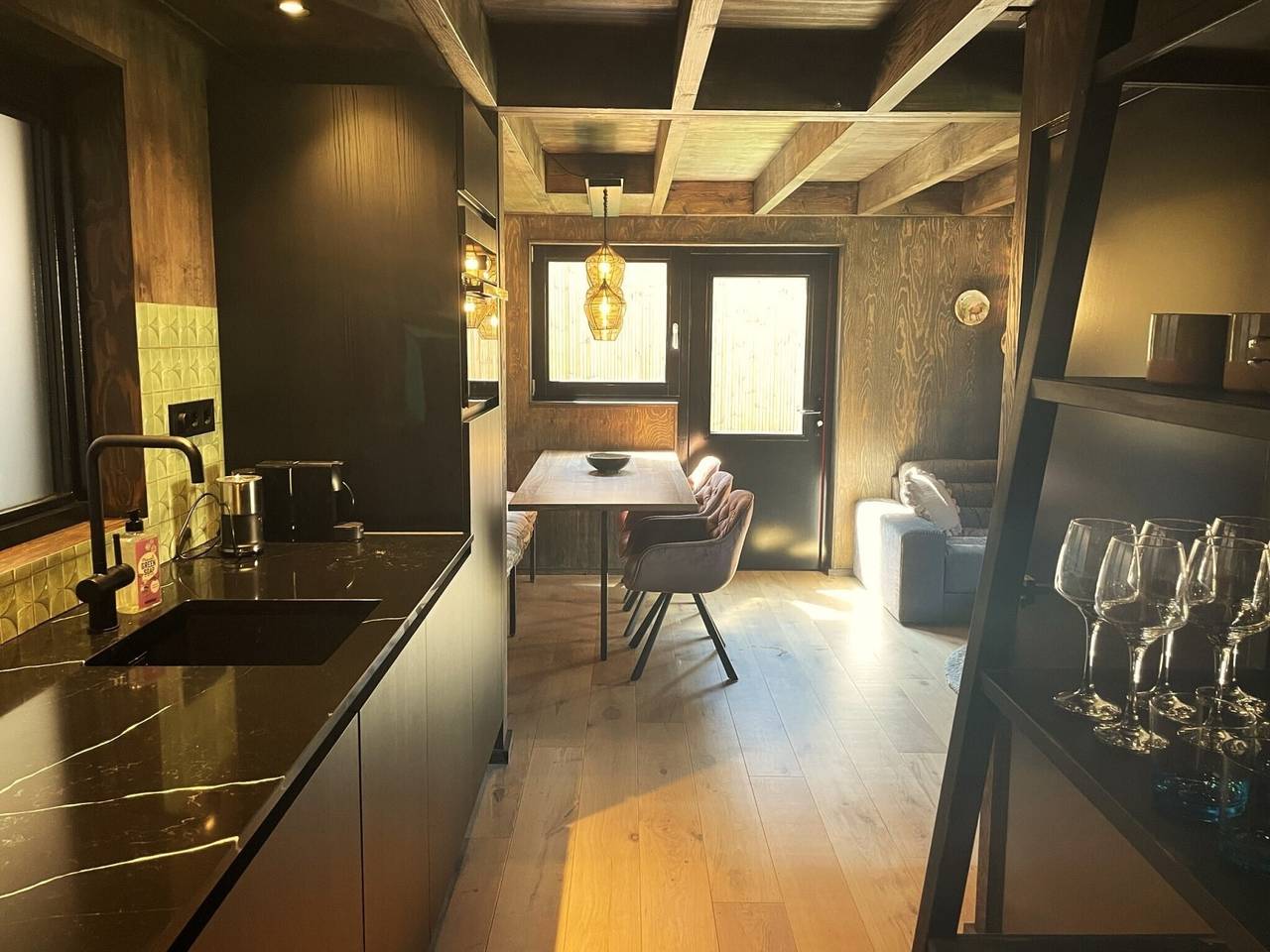 Moderne woning voor 6 personen met vloerverwarming en laadpaal in Schoorl in Schoorl, Noord-Holland - Kust van de Noordzee