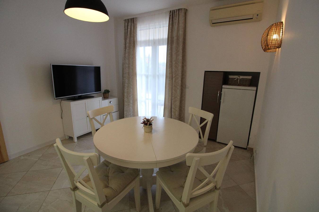 Ganze Ferienwohnung, Menada Wohnung mit zwei Schlafzimmern in Chernomorets, Oblast Burgas