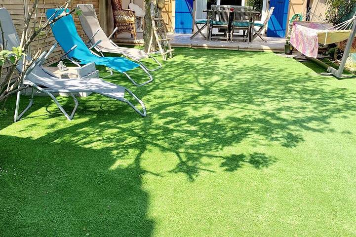 Location de vacances pour 4 personnes, avec Balcon et Jardin à Port-de-Bouc