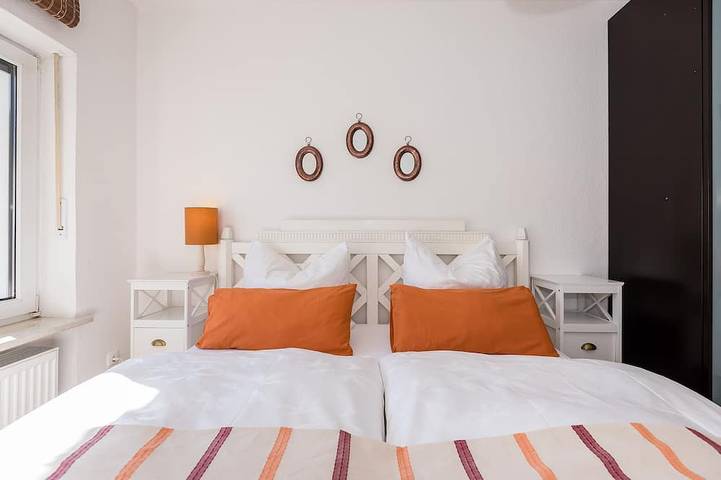 Ganze Wohnung, 4-Zi Whg mit Garten, Balkon und Kamin bei München in Pliening, Oberbayern