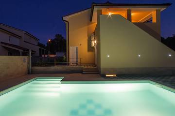Villa for 20 People in Medulin, Southcoast Istria, Photo 4