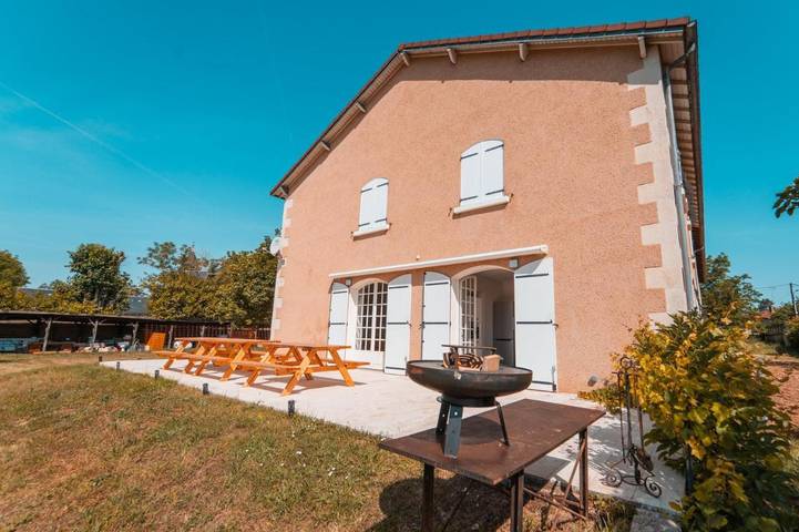 Maison d’hôte pour 12 personnes, avec jardin à Chasseneuil-du-Poitou - 2